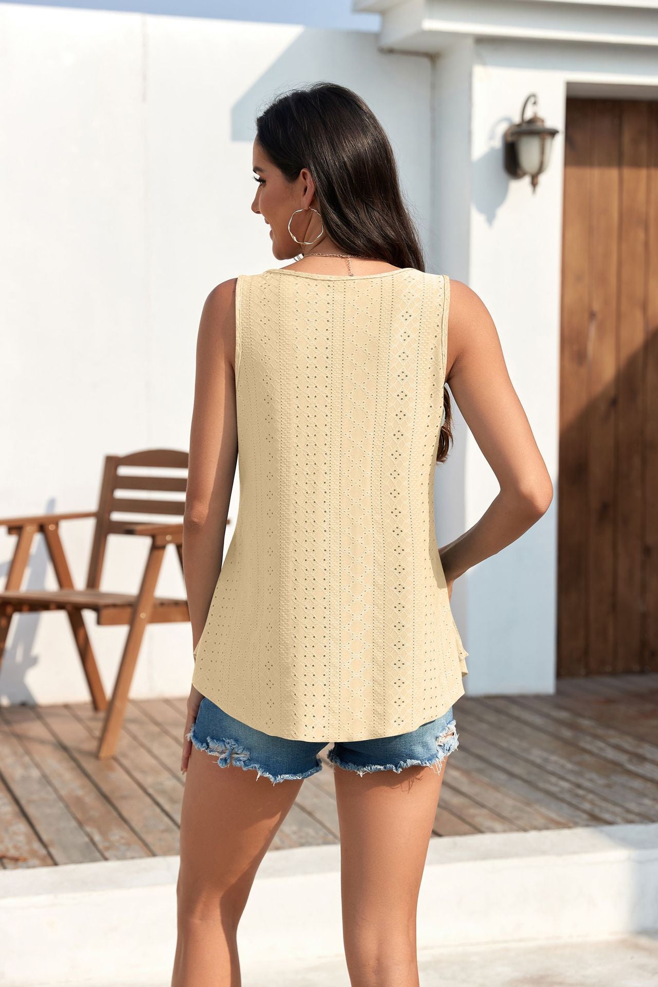 🎁Womens Tank Tops Sleeveless EyeletEmbroidery Scoop Neck Loose Fit Casual SummerFlowy