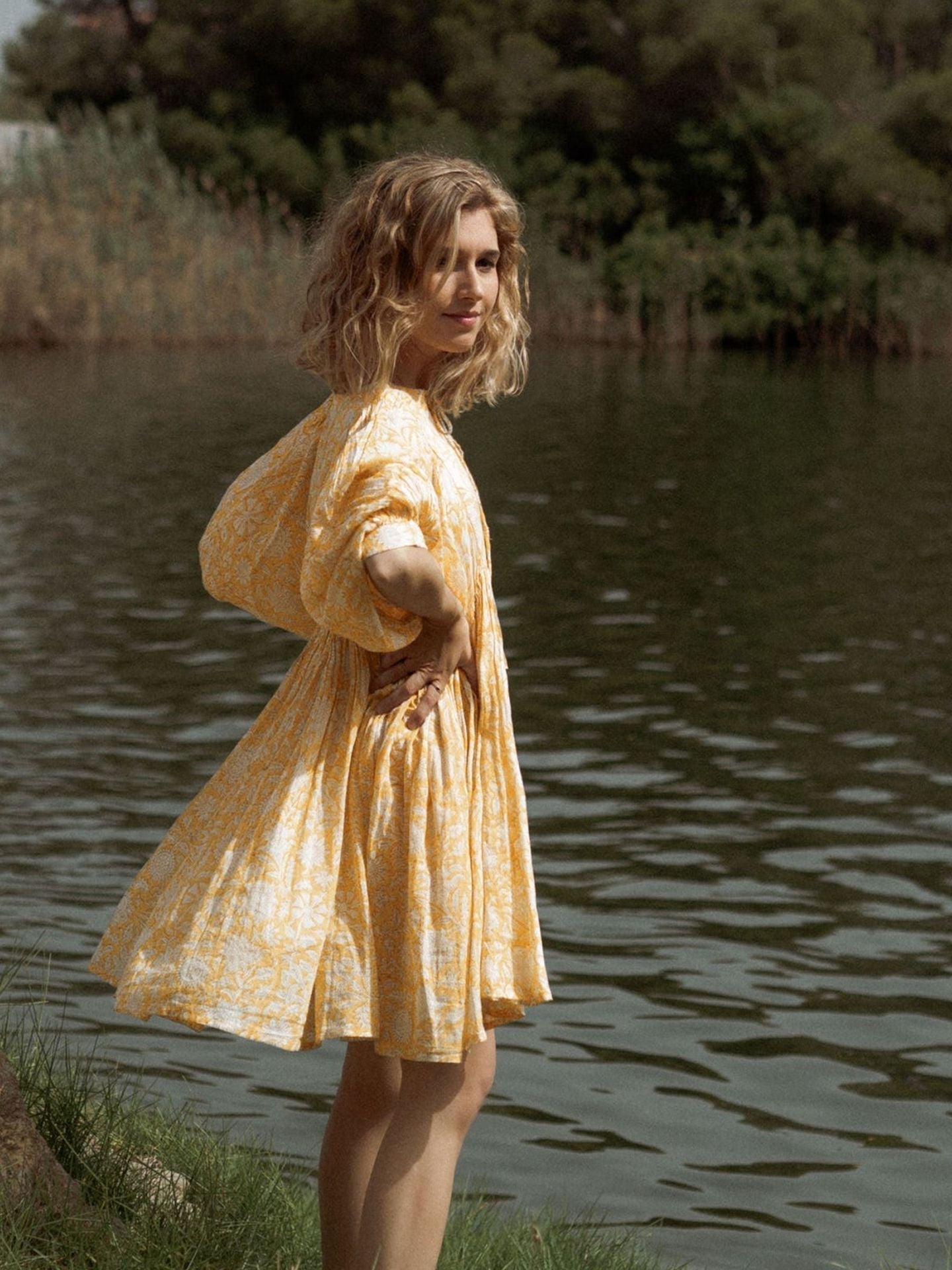 šøV Neck Summer Half Sleeve Floral Tunic Short Dress