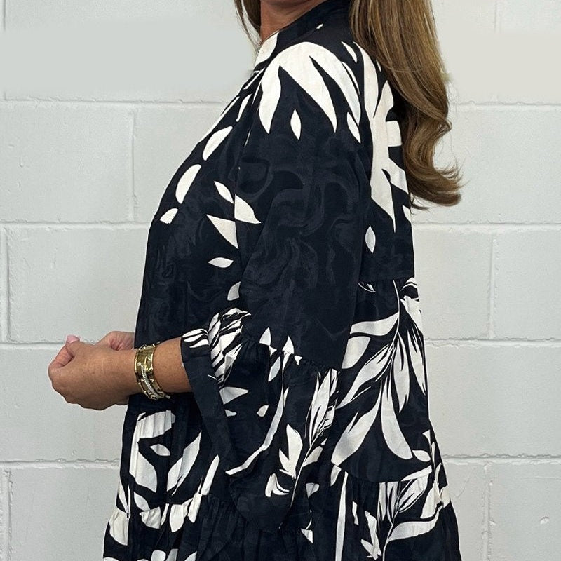 V-Neck Floral Flared Sleeve Ruffle Hem TopšSpring sale-49% OFF