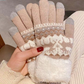 Warm Touchscreen Knit Gloves with Reindeer and Snowflake Pattern