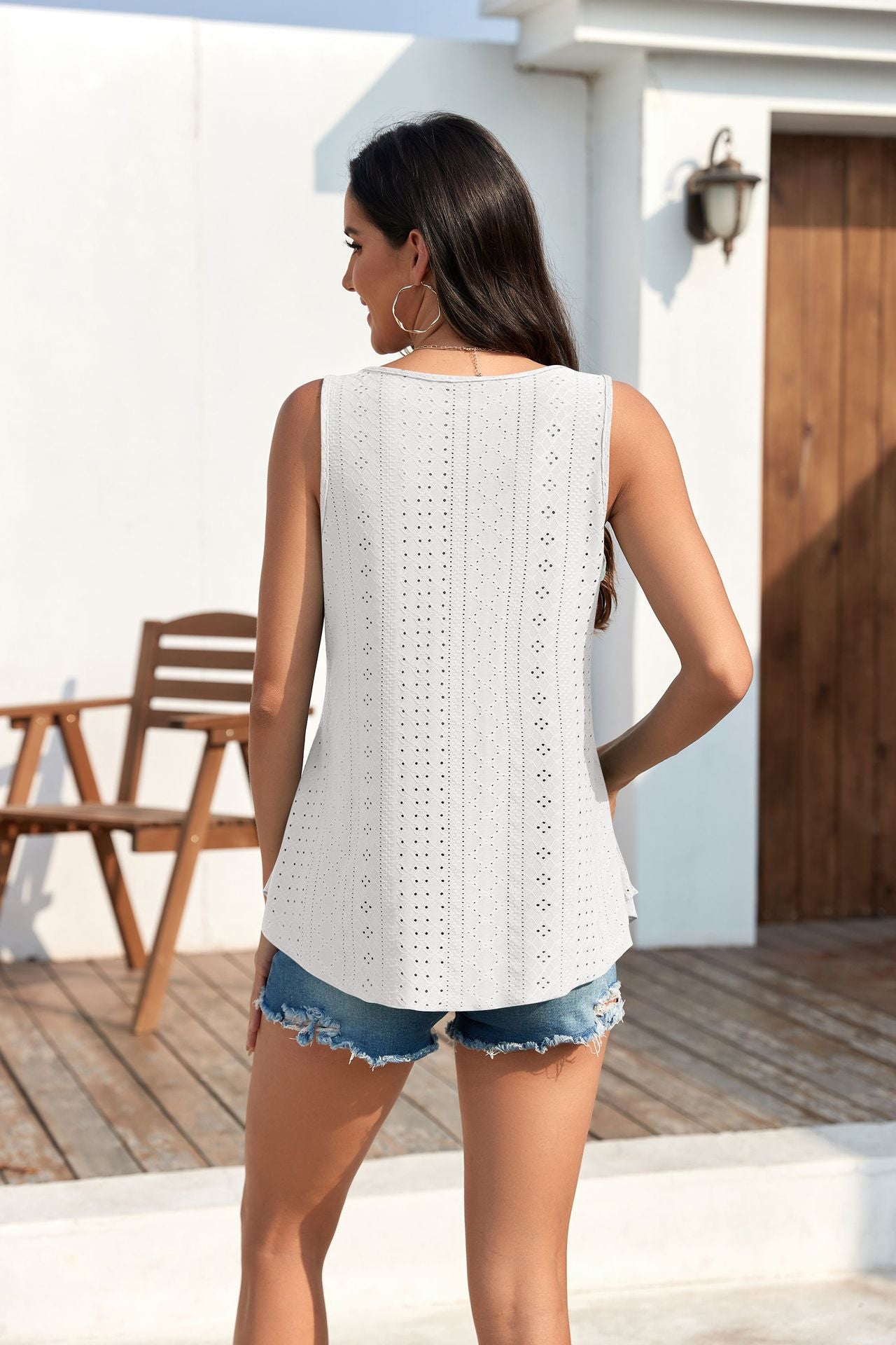 🎁Womens Tank Tops Sleeveless EyeletEmbroidery Scoop Neck Loose Fit Casual SummerFlowy