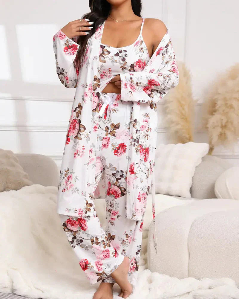 🎄 Christmas Sale 50% OFF🔥🔥20K+SOLD!!🧥 🛌Comfortable 3-piece pyjama set – bathrobe, shirt and long trousers|Perfect for Relaxing Evenings & Gifting🌟