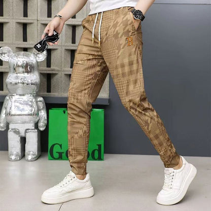 Men’s Slim Fit Printed Jogger Pants with Drawstring