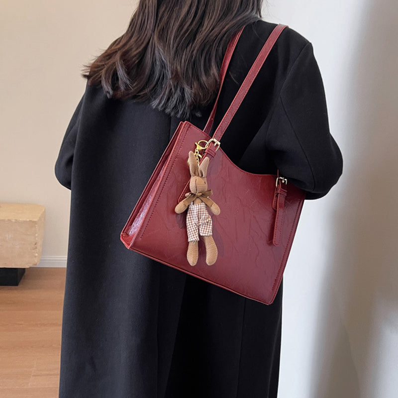 🎅Pre-Xmas Specials🎄Women's Trendy Shoulder Bag with Doll Pendant