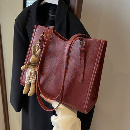 🎅Pre-Xmas Specials🎄Women's Trendy Shoulder Bag with Doll Pendant