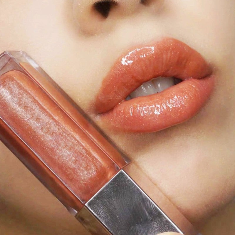 Luscious 3D Streamer Lip Glaze for Plump Lips