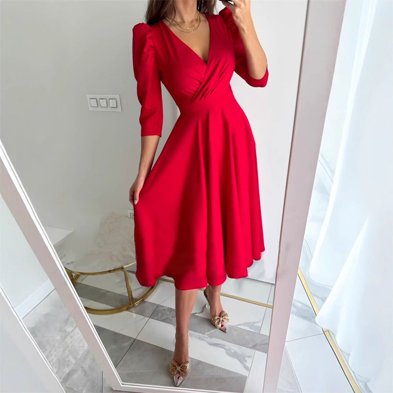 Women's V-Neck Pleated Waist-slimming Midi Dress