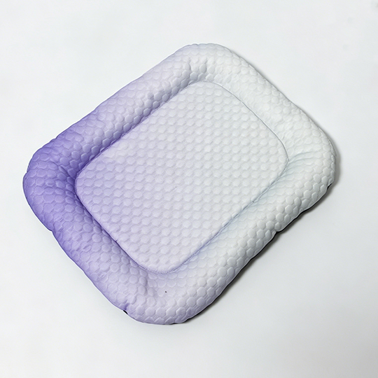 🥳2026 HOT SALE🥳💞50K+ SOLD!🐶❄️ 50% OFF! Cooling Gel Mat for Pets – No refrigeration needed, instant heat relief. Breathable, non‑toxic. Helps pets sleep cool all summer! 🌿✨