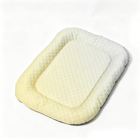 🥳2026 HOT SALE🥳💞50K+ SOLD!🐶❄️ 50% OFF! Cooling Gel Mat for Pets – No refrigeration needed, instant heat relief. Breathable, non‑toxic. Helps pets sleep cool all summer! 🌿✨